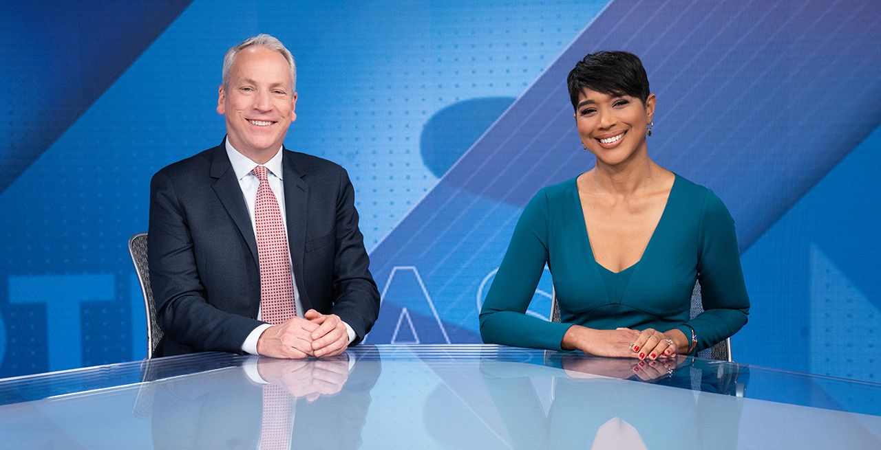 Spectrum Noticias anchors Philip Klint and Patsi Arias