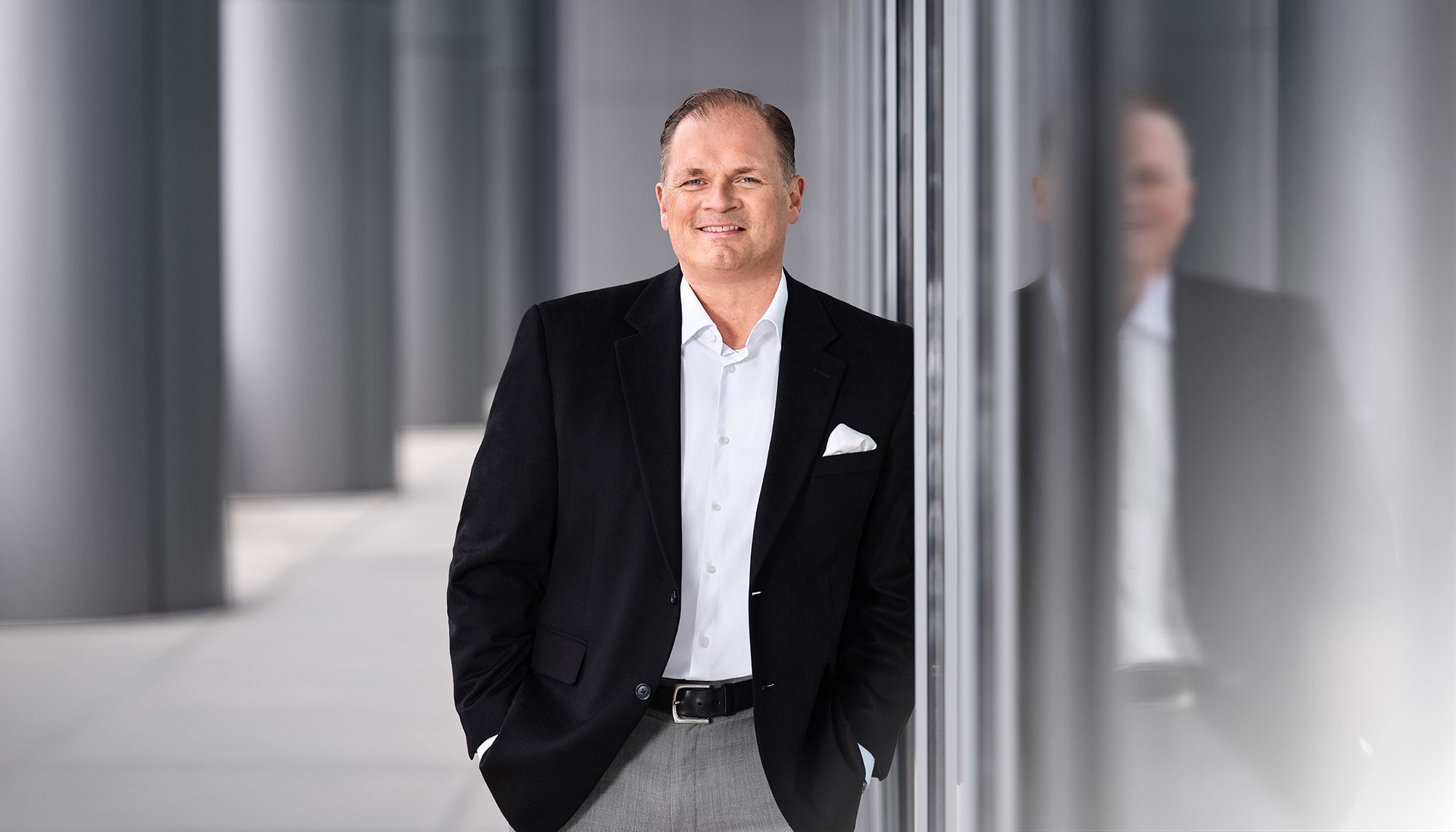 Adam Ray Executive Vice President, Chief Commercial Officer Charter Communications